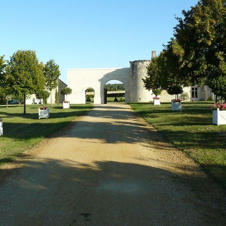 Manoir Du Bois Noblet Bed & Breakfast Louerre Dış mekan fotoğraf