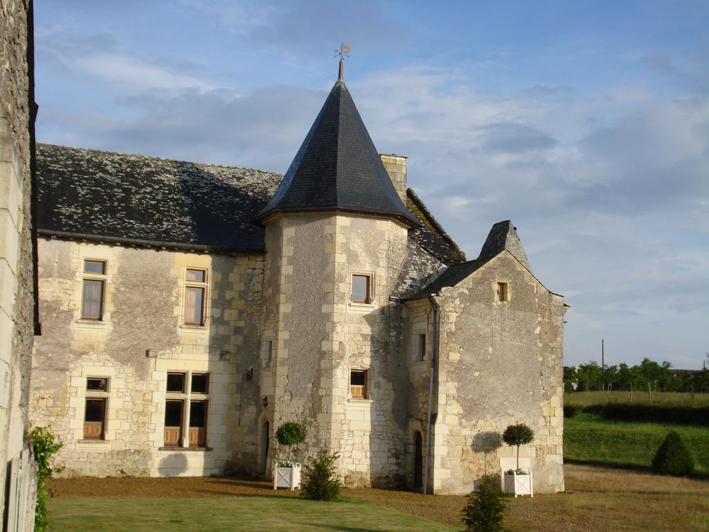 Manoir Du Bois Noblet Bed & Breakfast Louerre Dış mekan fotoğraf