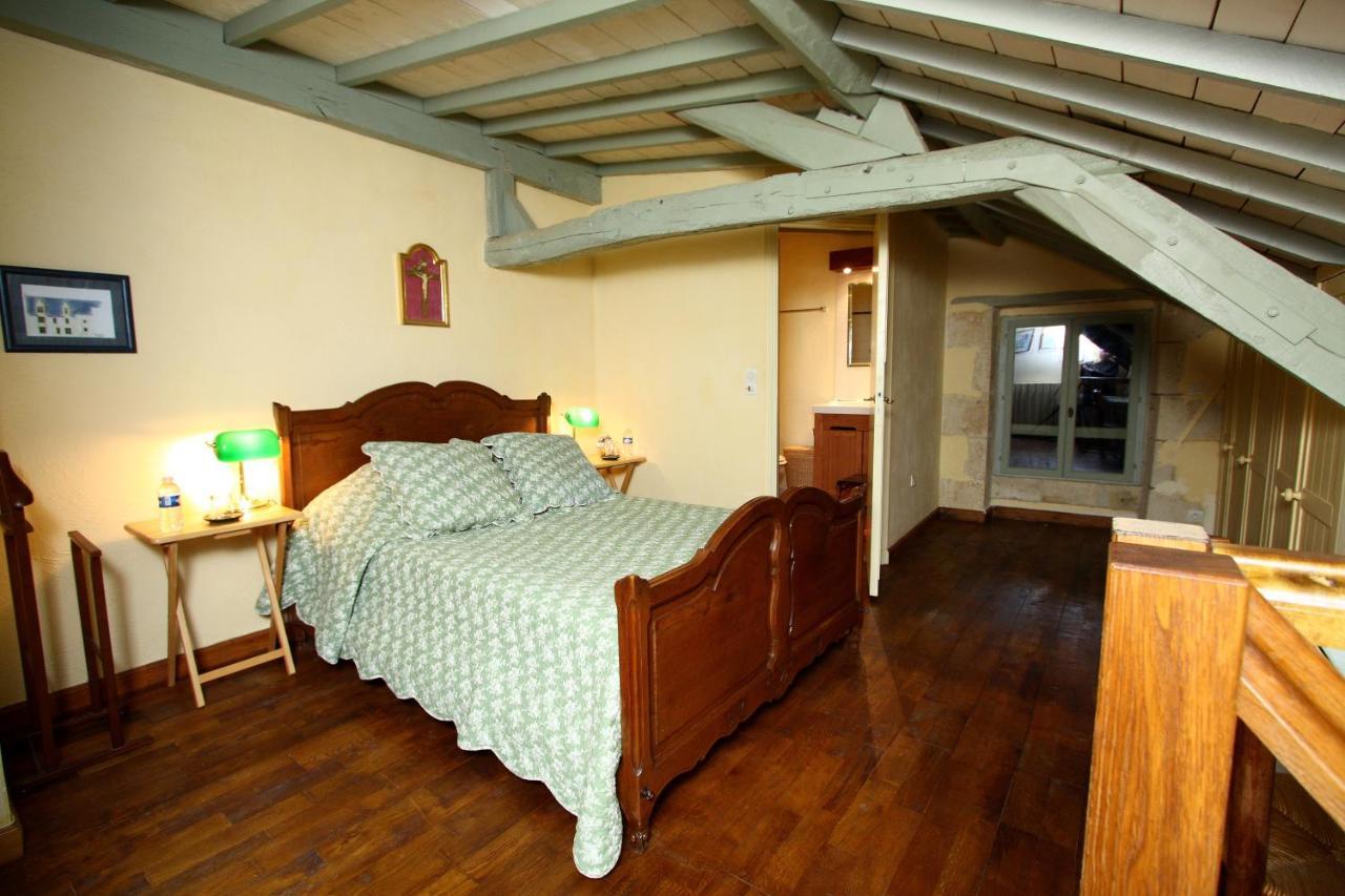 Manoir Du Bois Noblet Bed & Breakfast Louerre Dış mekan fotoğraf